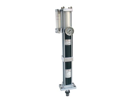 非常受欢迎的低噪音产品7月液压气压缸大输出气缸 4