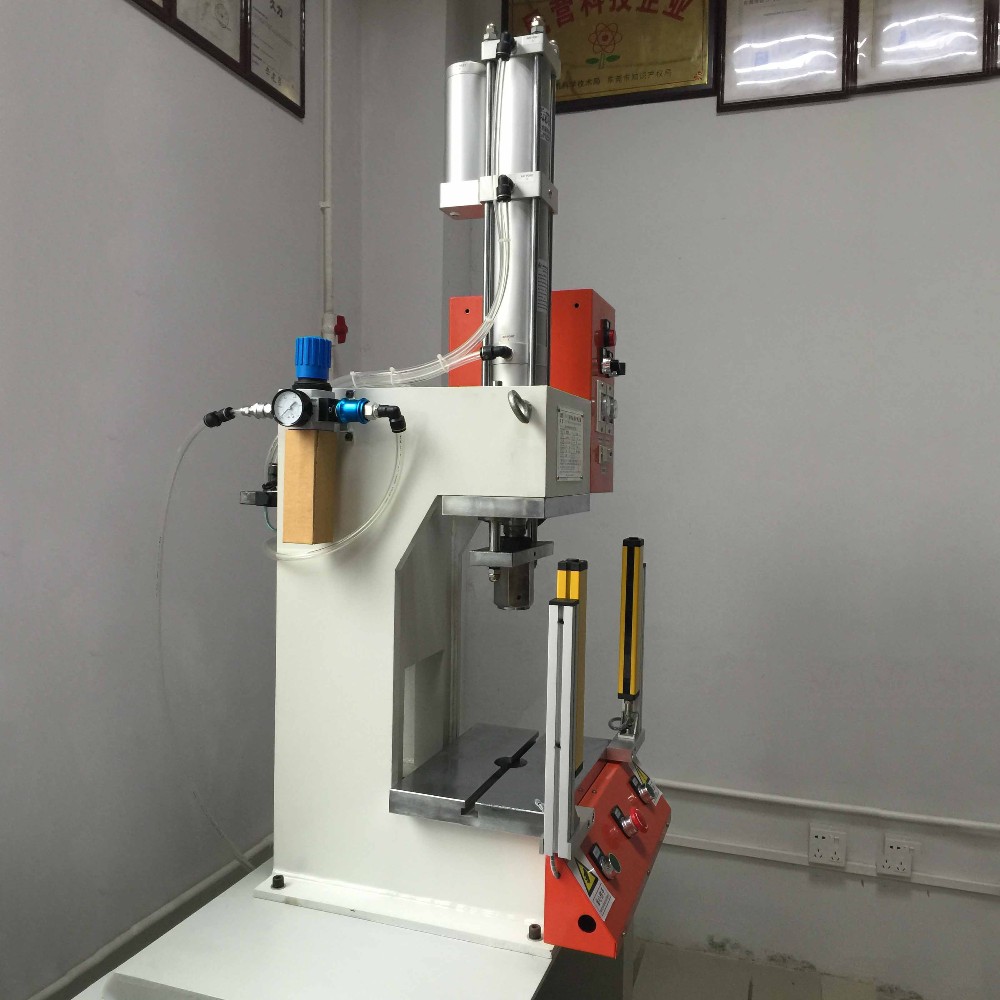 Giá ưu đãi tháng 7 OEM 20 tấn 6